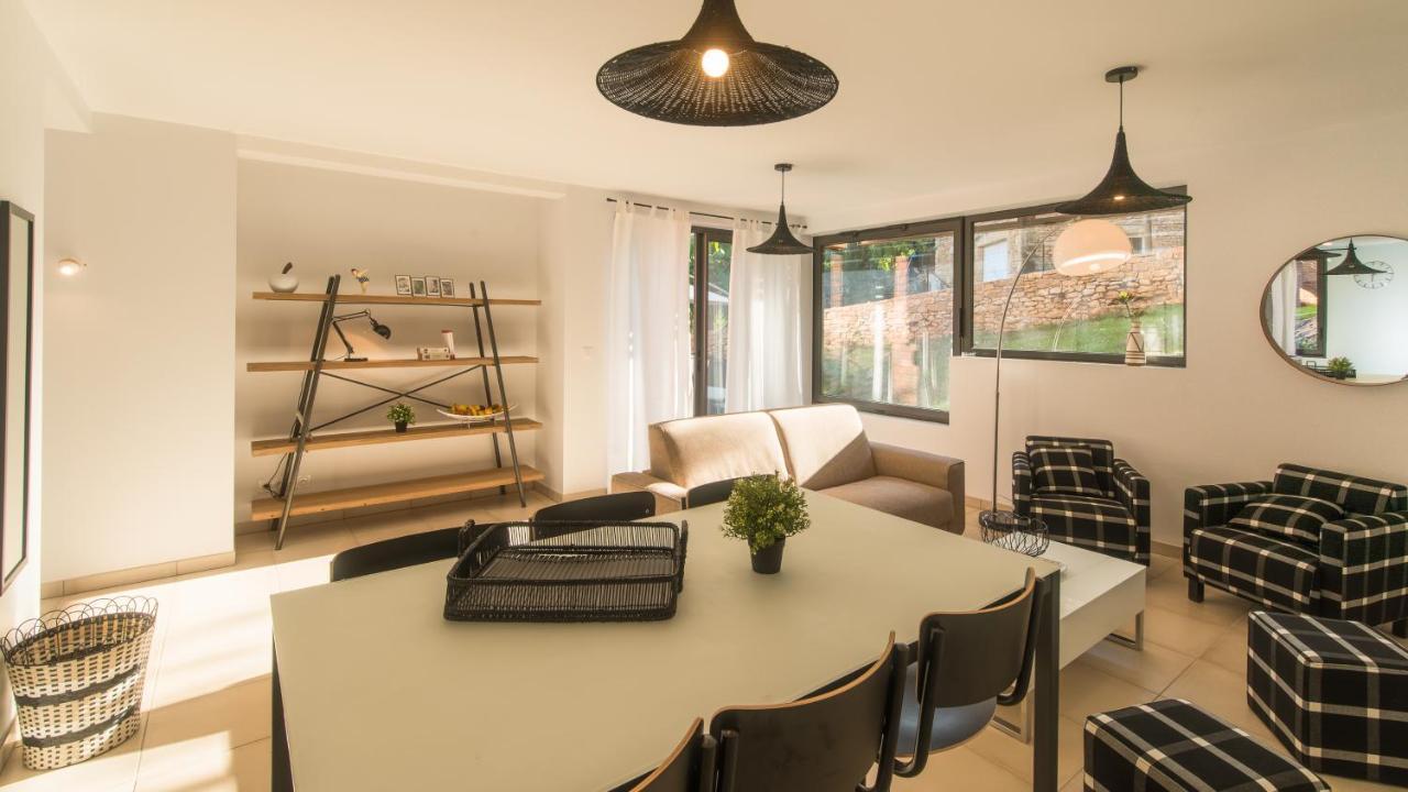 Apartament Cote Jardin Avec Jacuzzi Privatif Et Parking Prive Sarlat-la-Canéda Zewnętrze zdjęcie